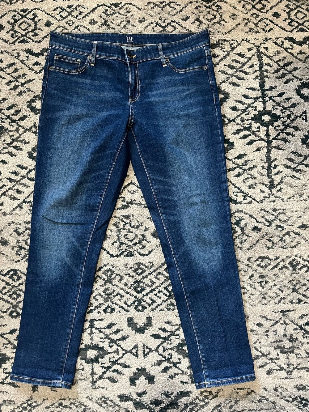 Gap Women’s Girlfriend Jeans Size 10R/30R